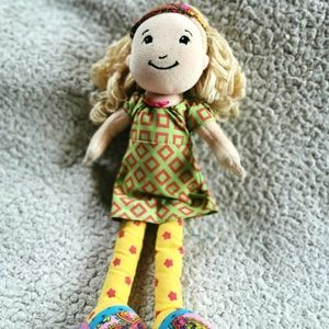 Groovy Girls Sesilia Doll